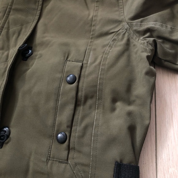 Authentic Canada Goose Arctic Program Long Goose Down Jacket in Military Green S - Picture 9 of 16